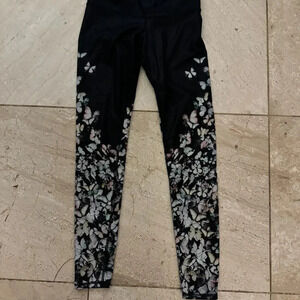 ALO black floral leggings size XS